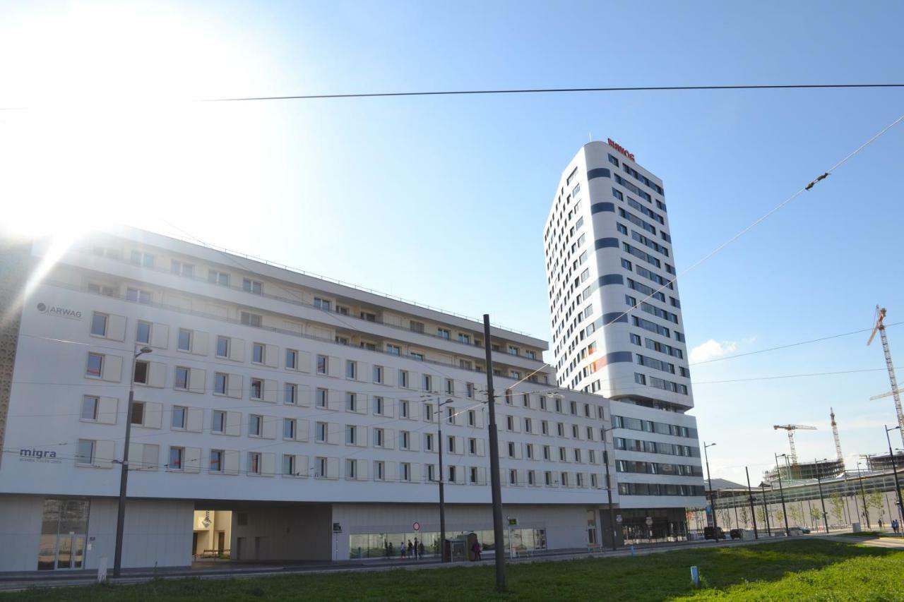Hauptbahnhof 5 * Wiedeń